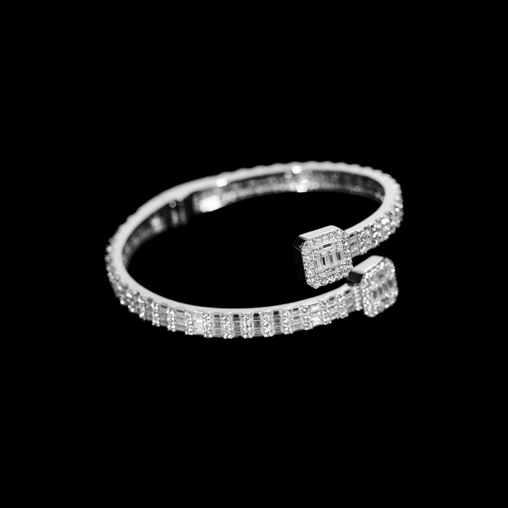 Cross Over Bangle